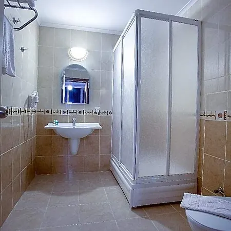 فندق Kaila Ex K House 4*